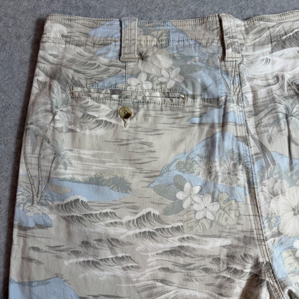 Tori Richard Mens Shorts 38 Hawaiian Tropical Palm Floral Stretch Golf Resort - Picture 6 of 12